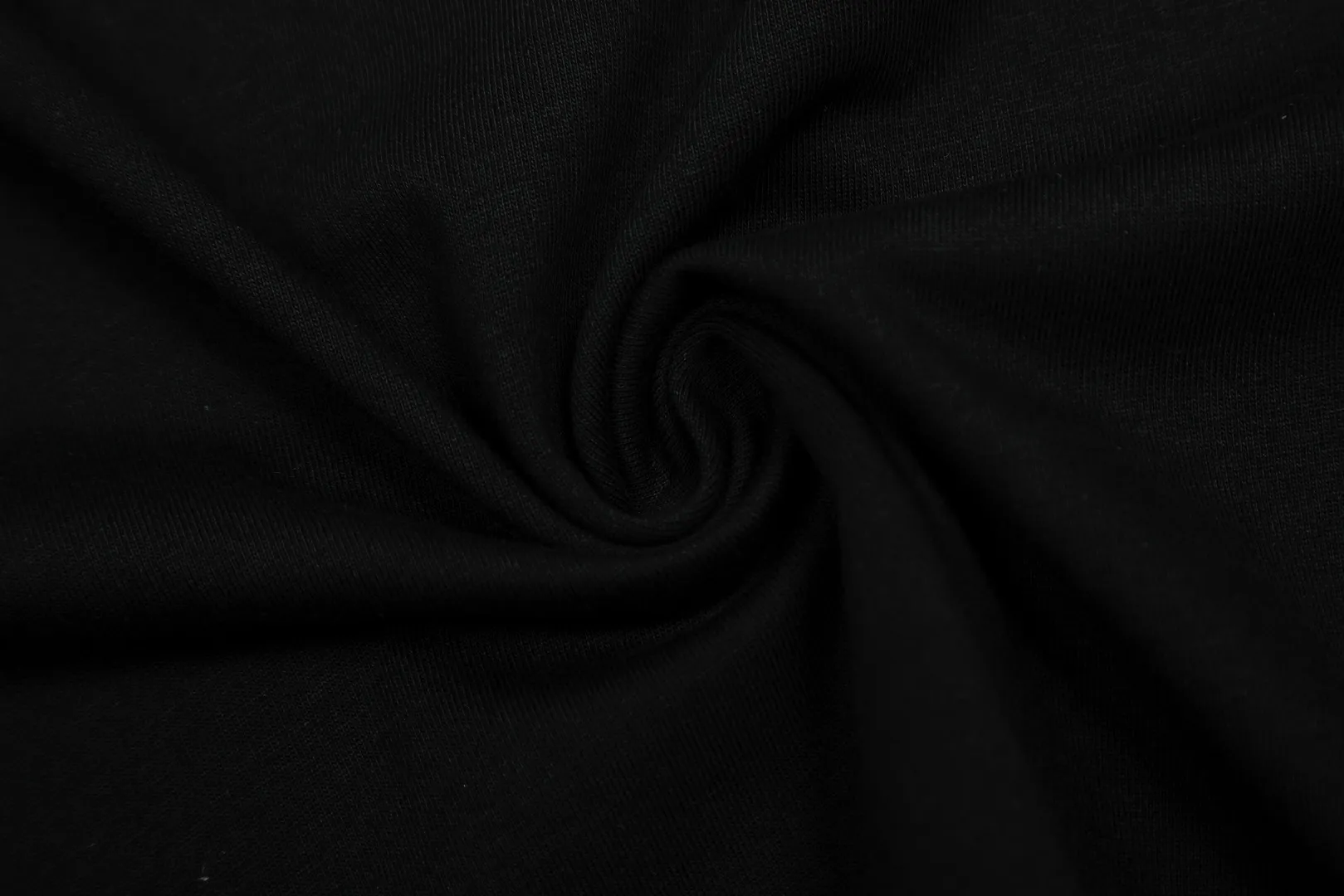 VIVI991# "Top hot style" vivienne west wood Three-dimensional heavy-duty flocking printed short sleeves The top hot style in 2025 ✅240 grams of 32-count high-density double yarn pure cotton, the fabric is comfortable and breathable ✅The perfect combination of three-dimensional heavy-duty flocking and hot stamping logo, the upper body effect is good-looking, the rate of return is high, the same style for men and women Size: XS-L Color: white blue, black and red
